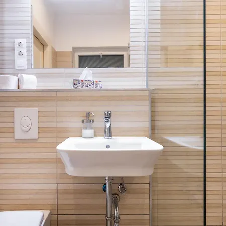 Trendy Grand Boulevard Designer * 부다페스트