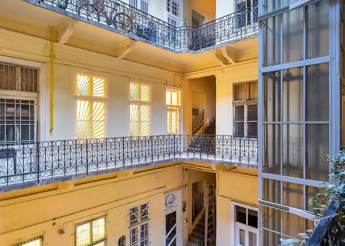 Trendy Grand Boulevard Designer * Budapest